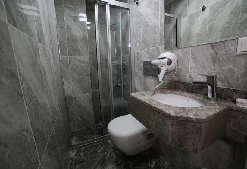 اتاق استاندارد سه نفره, Taksim Diamond