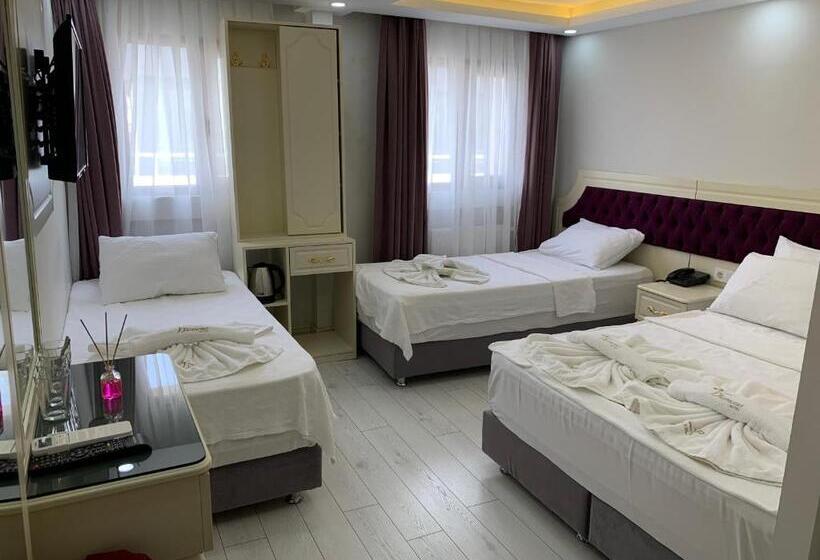 اتاق کلاسیک چهارنفره, Taksim Diamond