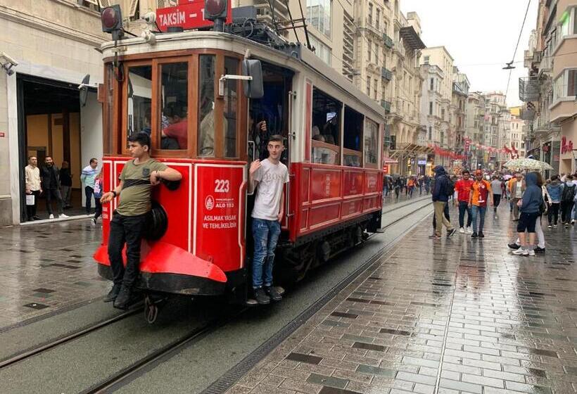 اتاق استاندارد یک نفره, Taksim Diamond