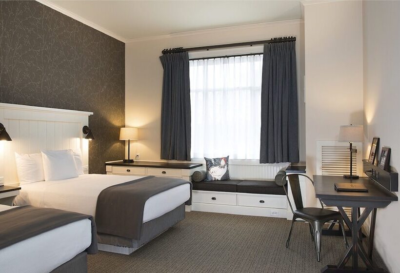 اتاق استاندارد با 2 تخت دوبل, Village Hotel On Biltmore Estate