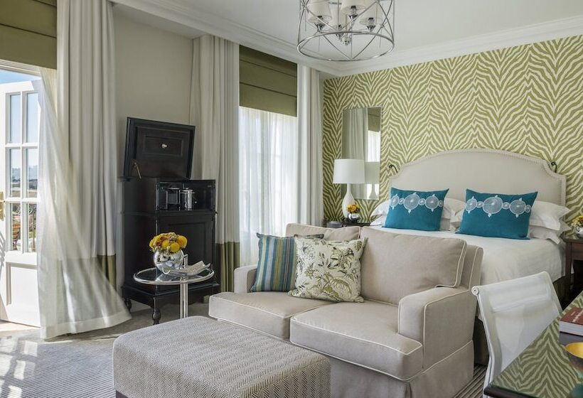 اتاق لوکس با چشم‌انداز باغ, Four Seasons Hotel The Westcliff