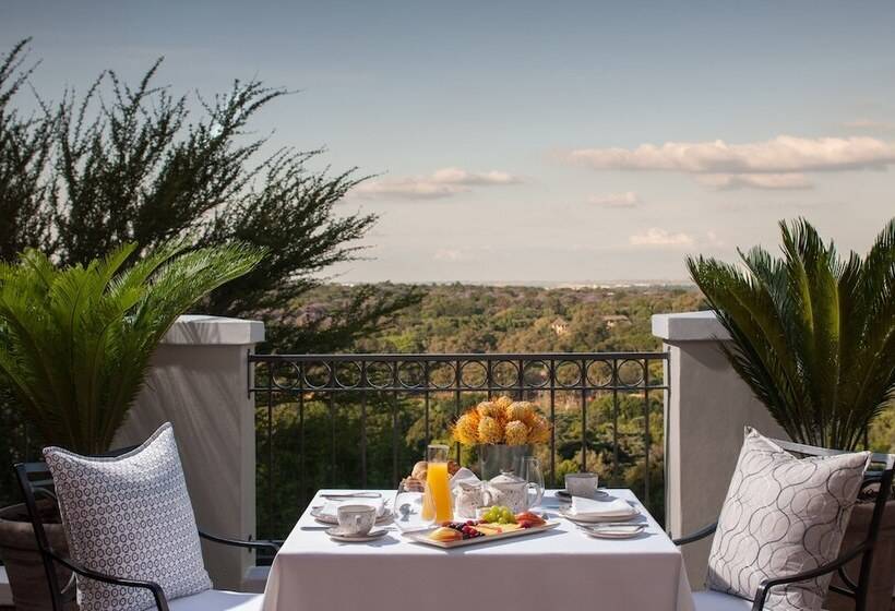 اتاق لوکس با چشم‌انداز, Four Seasons Hotel The Westcliff