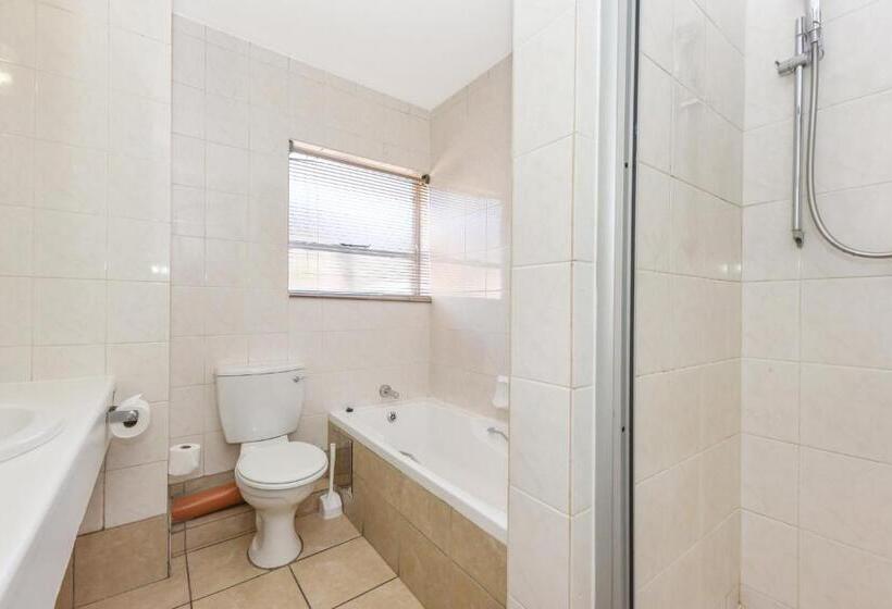 اتاق لوکس با بالکن, Mercure Hotel Nelspruit