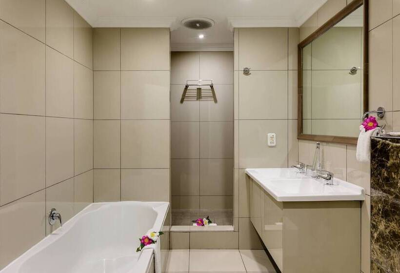 سوییت, Protea Hotel By Marriott George King George