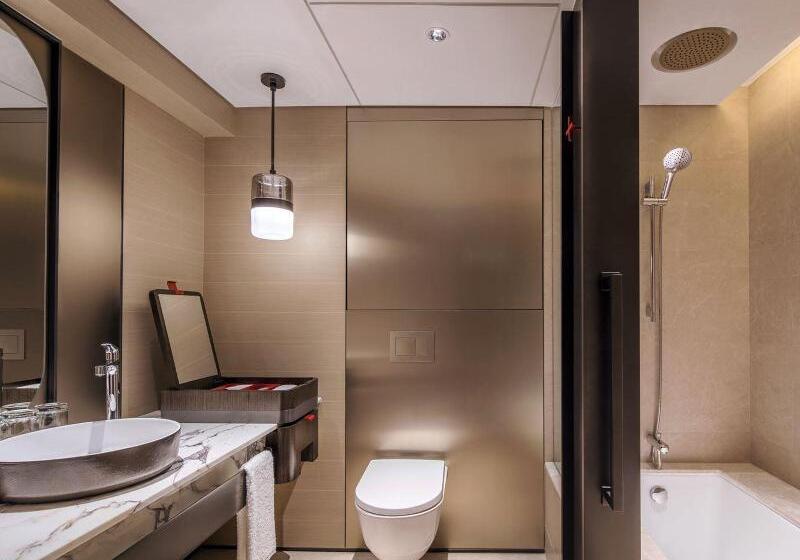 اتاق استاندارد با چشم‌انداز, Swissotel The Stamford Singapore