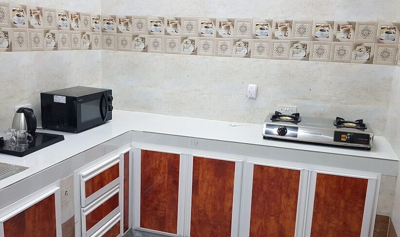 آپارتمان لوکس 1 خوابه, Duqm Suites