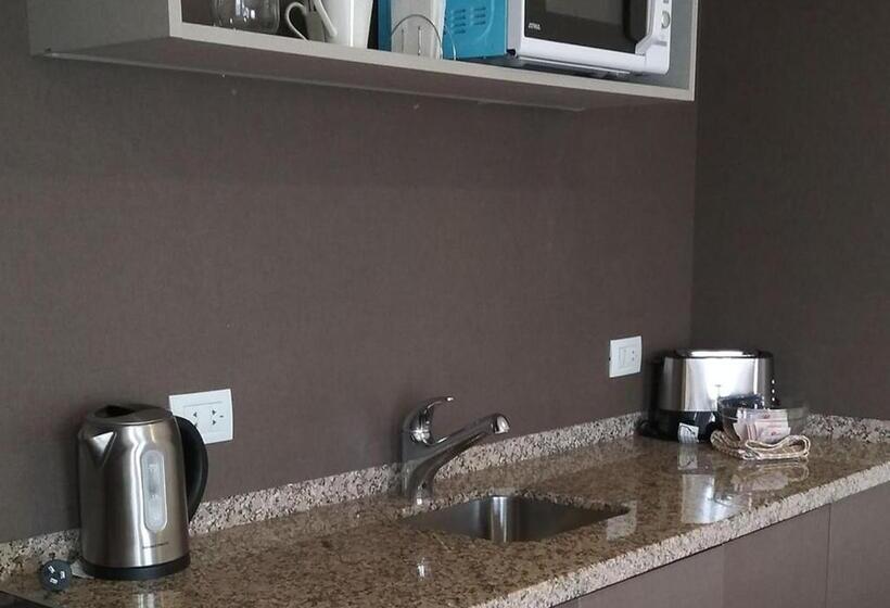 اتاق استاندارد با چشم‌انداز کوهستان, Apart Hotel Quijote By Dot Suites