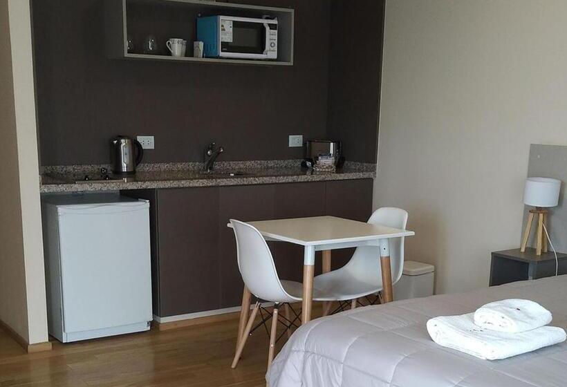 اتاق استاندارد با چشم‌انداز کوهستان, Apart Hotel Quijote By Dot Suites