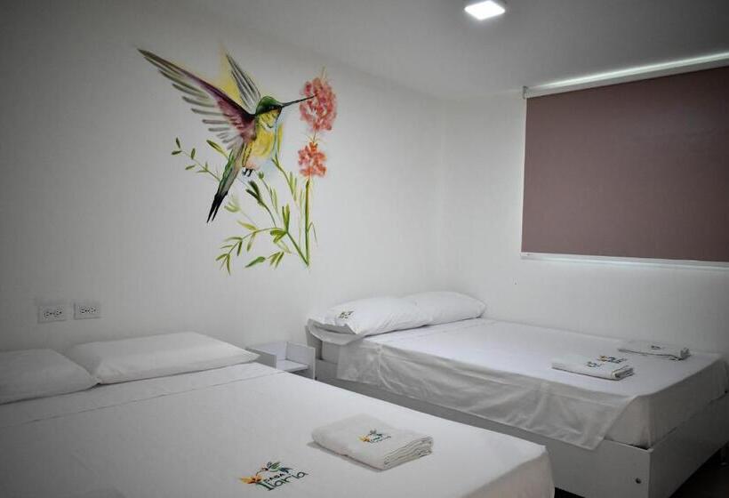 اتاق استاندارد چهار تخته, Casa Ilaria
