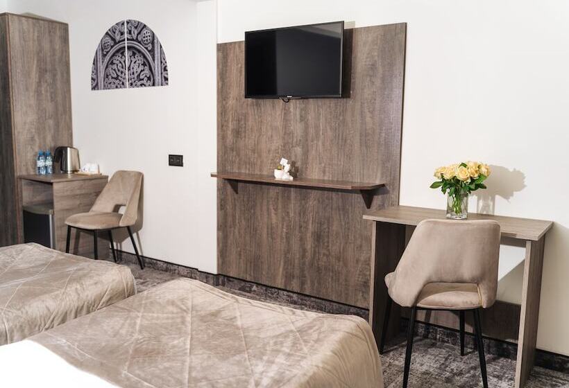 اتاق استاندارد, Median Hotel, City Center Yerevan