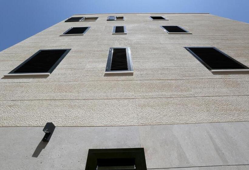 آپارتمان 1 خوابه با بالکن, Magic Stone Apartments