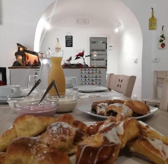 سوییت جونیور, Opera Boutique Rooms