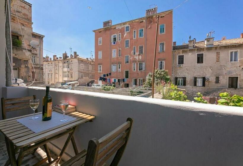 اتاق سوپریور با چشم‌انداز باغ, La Preziosa Rooms