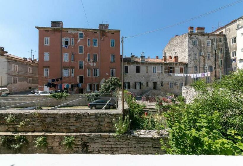 اتاق سوپریور با چشم‌انداز باغ, La Preziosa Rooms