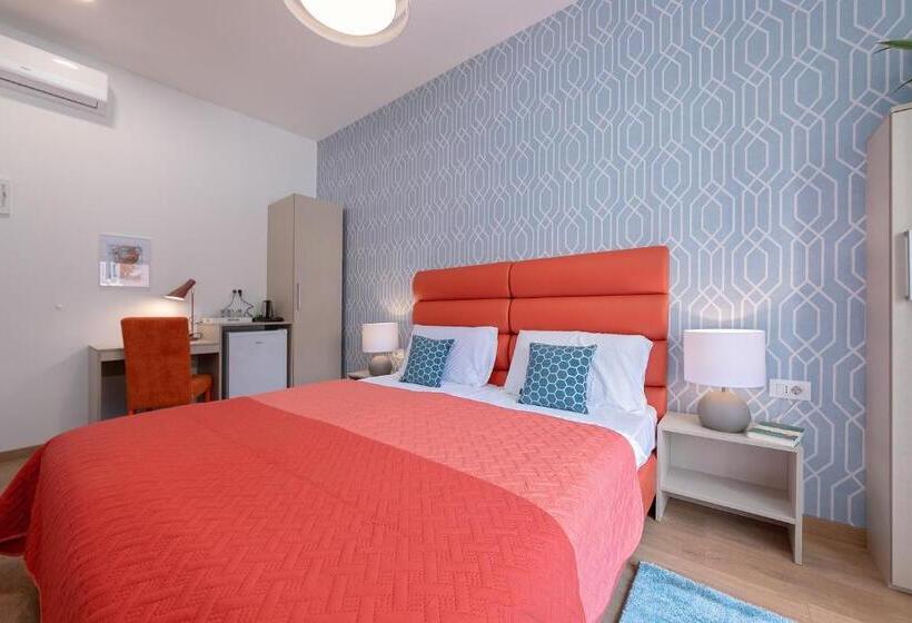 اتاق سوپریور با چشم‌انداز باغ, La Preziosa Rooms