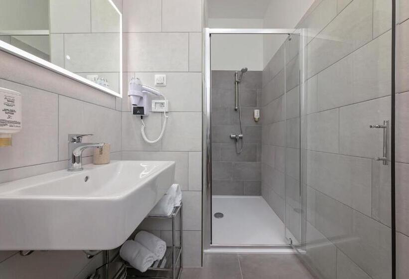 اتاق سوپریور با چشم‌انداز باغ, La Preziosa Rooms