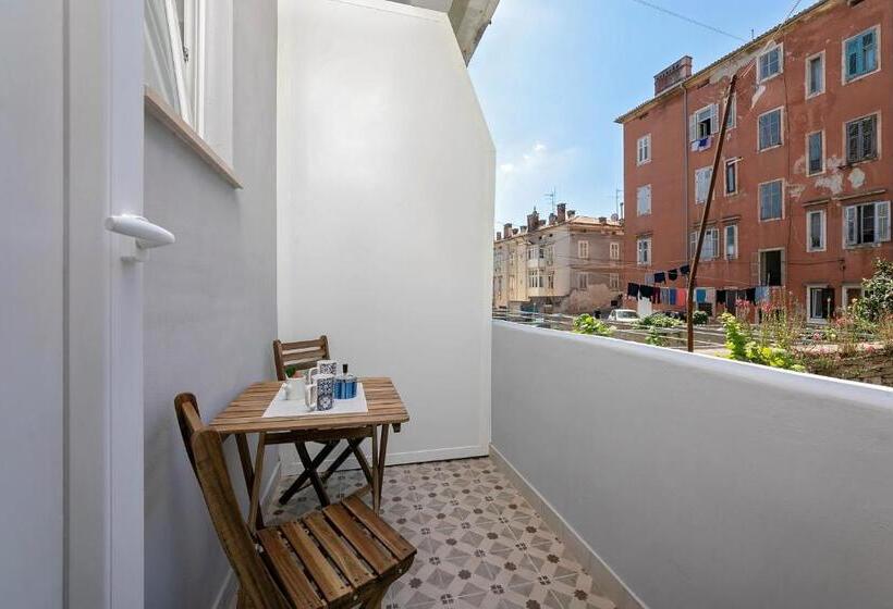 اتاق سوپریور با چشم‌انداز باغ, La Preziosa Rooms