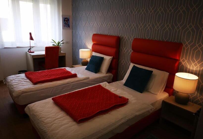 اتاق سوپریور با چشم‌انداز باغ, La Preziosa Rooms