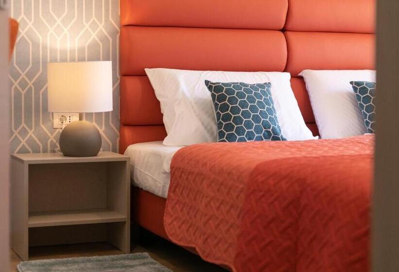 اتاق سوپریور با چشم‌انداز باغ, La Preziosa Rooms