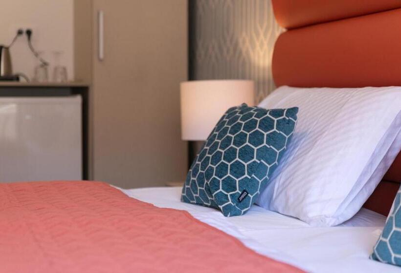 اتاق سوپریور با چشم‌انداز باغ, La Preziosa Rooms