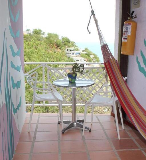 اتاق استاندارد با بالکن و چشم‌انداز دریا, Tayrona Colors Hostel