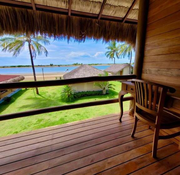 Triple Room Sea View, Vila Ybytu Eco Resort