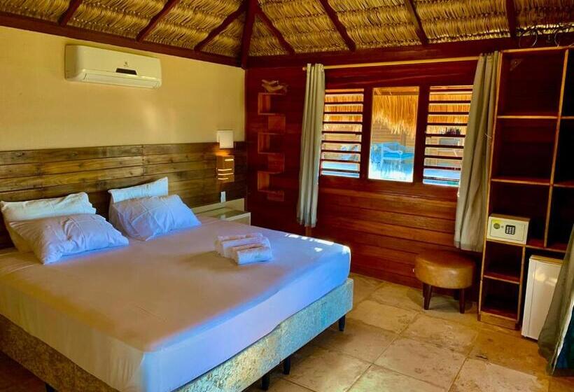 سوییت سوپریور با چشم‌انداز دریا, Vila Ybytu Eco Resort