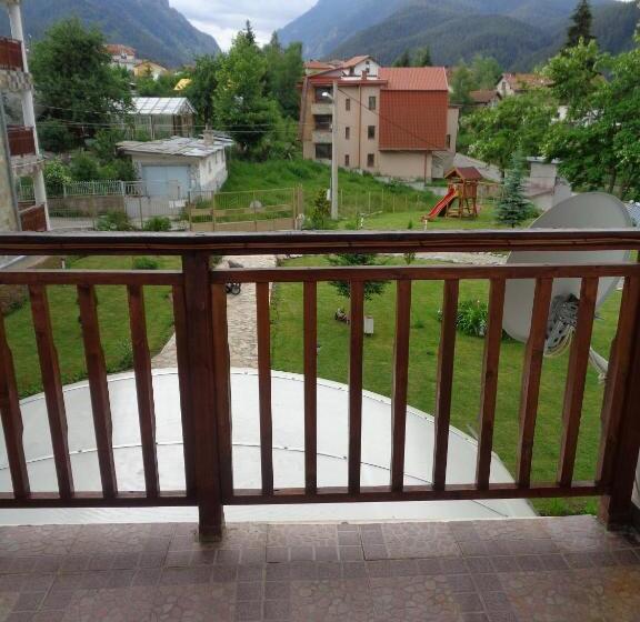 استودیو استاندارد با چشم‌انداز, Eagle Rock Holiday Apartments