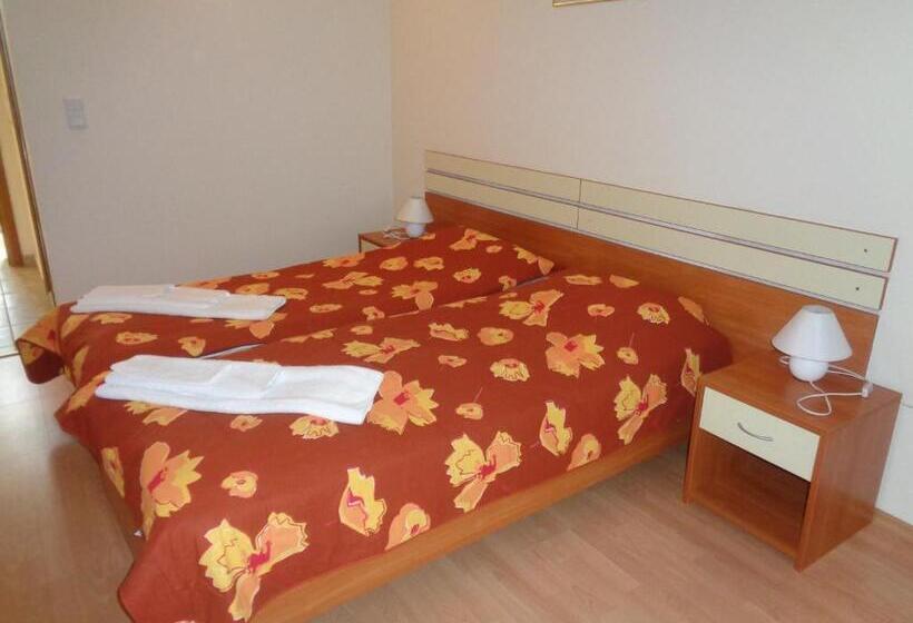 استودیو استاندارد با چشم‌انداز, Eagle Rock Holiday Apartments