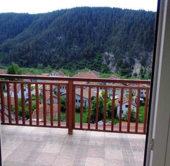 استودیو استاندارد با چشم‌انداز, Eagle Rock Holiday Apartments
