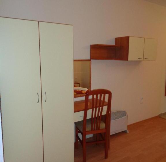 استودیو استاندارد با چشم‌انداز, Eagle Rock Holiday Apartments