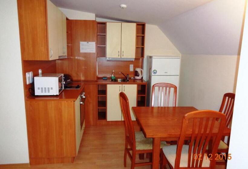 استودیوی استاندارد, Eagle Rock Holiday Apartments