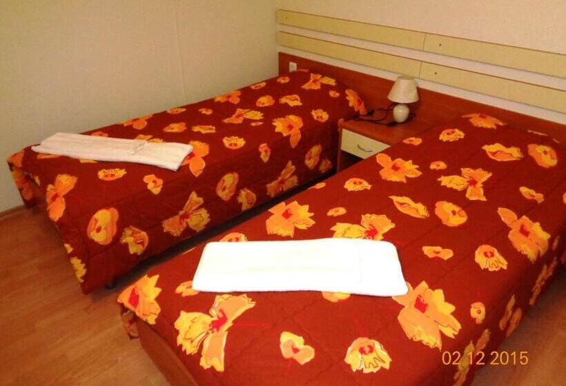 استودیوی استاندارد, Eagle Rock Holiday Apartments