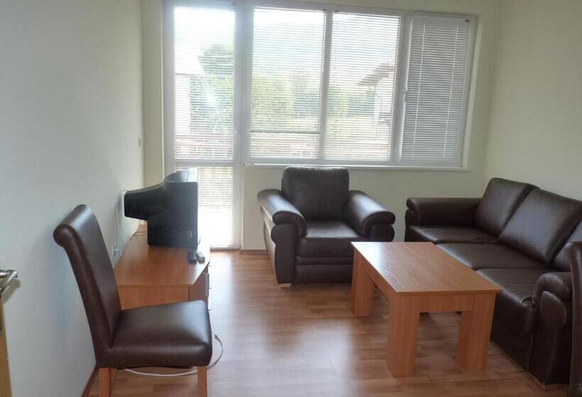 استودیوی استاندارد, Eagle Rock Holiday Apartments