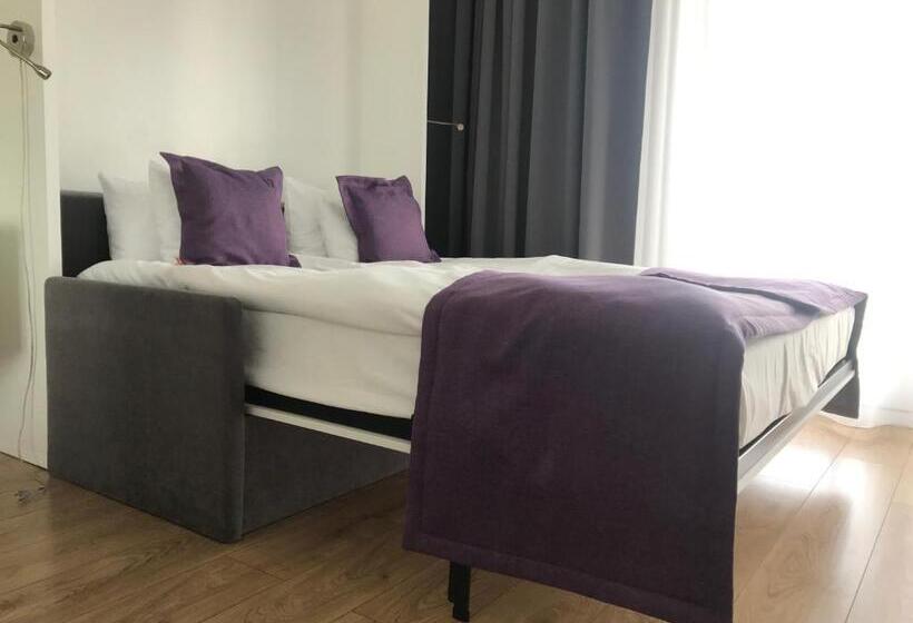 استودیوی استاندارد, Apartamenty Vola Residence