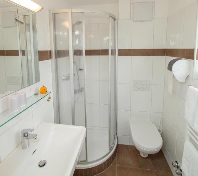 اتاق استاندارد, Pension Hubertus