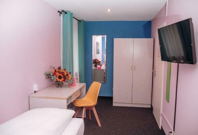 اتاق استاندارد یک نفره, Smarthotel Flamingo Selfcheckin