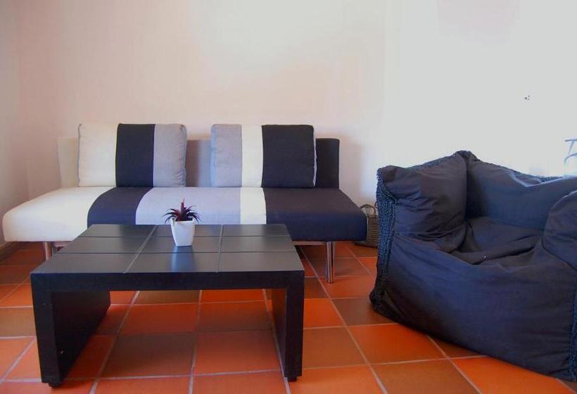 اتاق لوکس با بالکن, Casa Bella Mya
