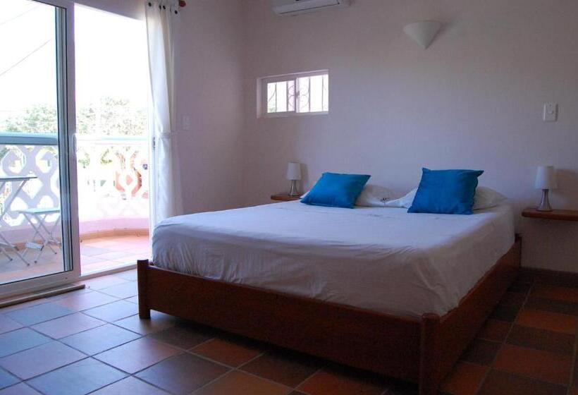 اتاق لوکس با بالکن, Casa Bella Mya