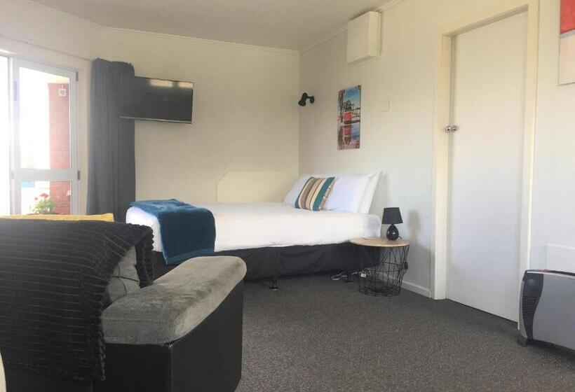 آپارتمان 1 خوابه, 554 Moana Court Motel