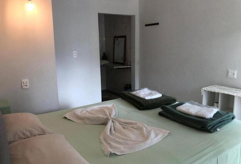 اتاق استاندارد با چشم‌انداز دریاچه, Da Orla Pampulha Hostel