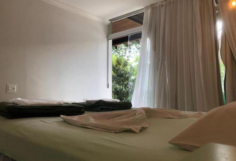 اتاق استاندارد با چشم‌انداز دریاچه, Da Orla Pampulha Hostel