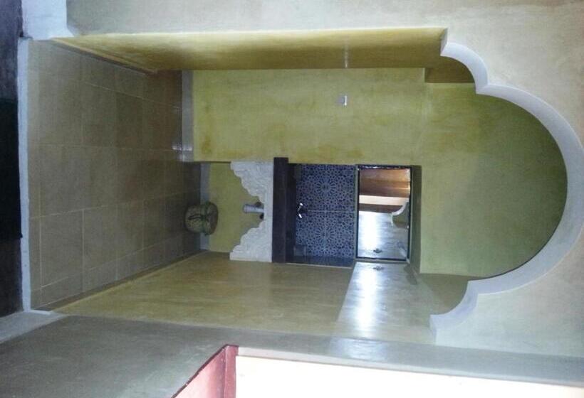 اتاق استاندارد چهار تخته, Kasbah 123 Soleil