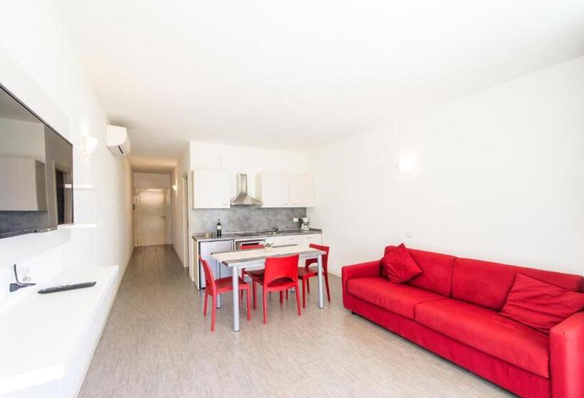 آپارتمان 1 خوابه با چشم‌انداز, La Chioma Di Berenice Garda Residence