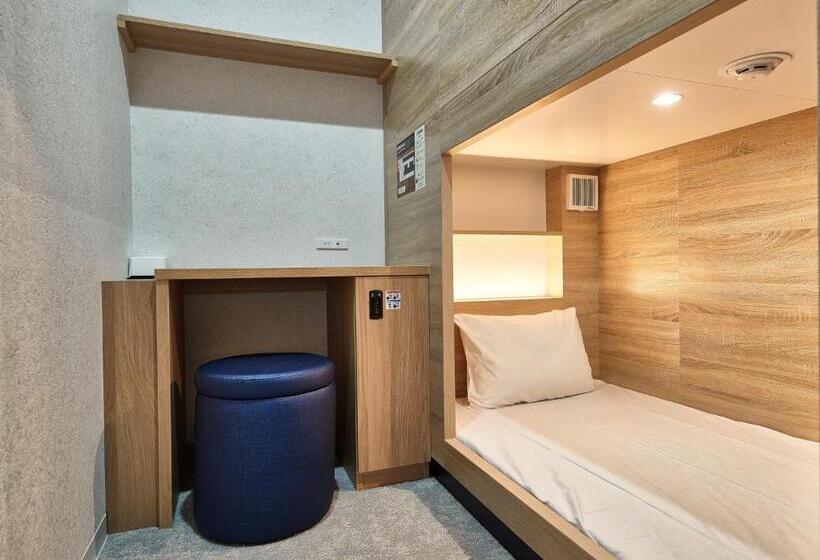 کابین, Cabin&hotel Retime