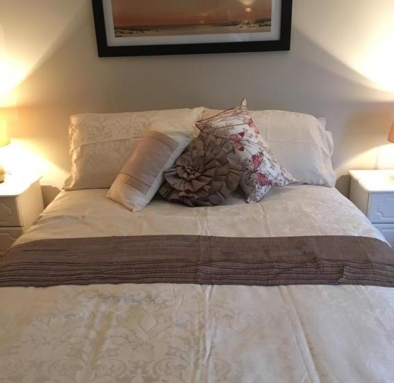 اتاق استاندارد, Carrick House B&b