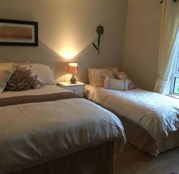 اتاق استاندارد, Carrick House B&b