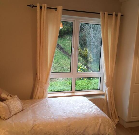 اتاق استاندارد, Carrick House B&b