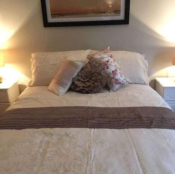 اتاق استاندارد, Carrick House B&b