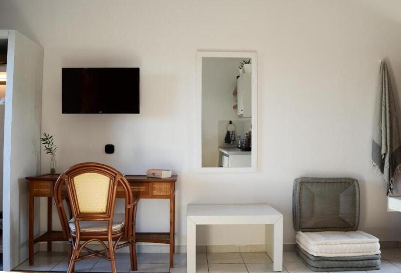 اتاق سوپریور با چشم‌انداز دریا, Kanso Rooms